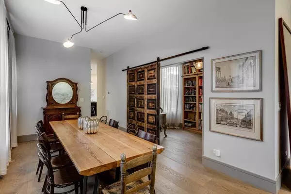 2135 W Webster AVE, Chicago, IL 60647