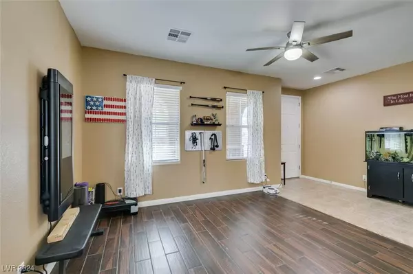 4436 Whistling Duck Avenue, Las Vegas, NV 89115