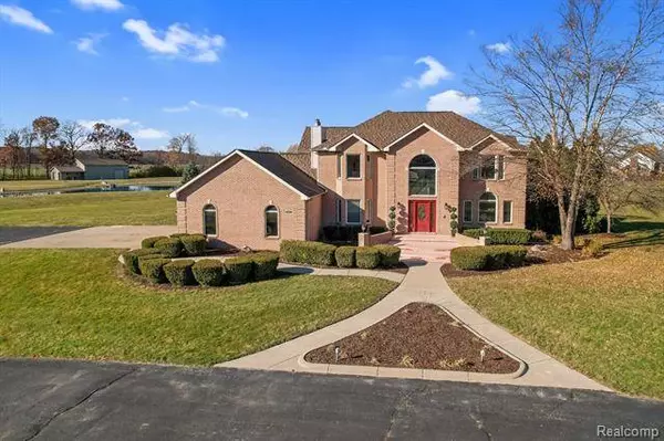 2855 Thorn Drive, Carleton, MI 48117