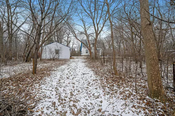 9050 E River RD NW, Coon Rapids, MN 55433