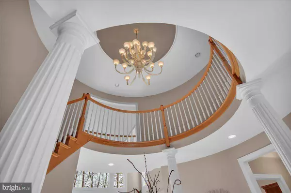 61 BORTONS RD, Marlton, NJ 08053