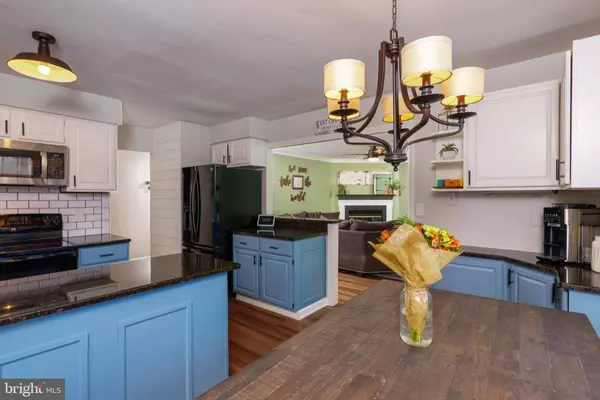 145 HEDGEROW LN, West Chester, PA 19380