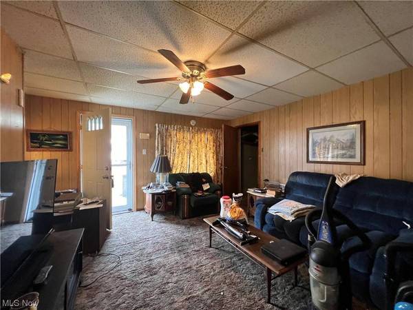 504-506 S 3rd, Martins Ferry, OH 43935