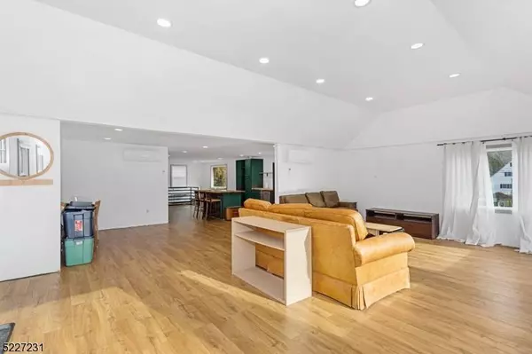 Jefferson Twp., NJ 07885