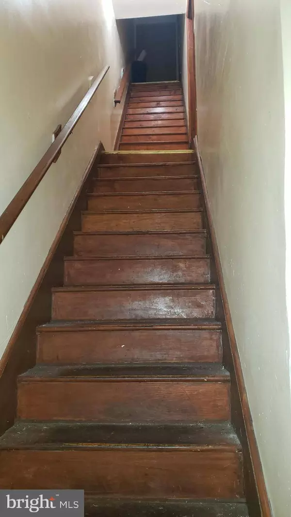 304-306 PARK AVE, Baltimore, MD 21201