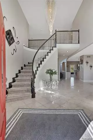 2855 Thorn Drive, Carleton, MI 48117