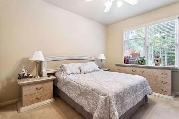 1932 River Crest WAY, Lawrenceville, GA 30045