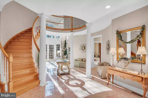 61 BORTONS RD, Marlton, NJ 08053