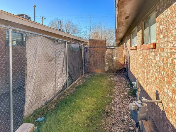 513 Indiana ST SE, Albuquerque, NM 87108