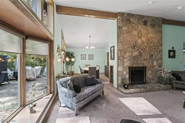 5007 E Viola AVE, Austintown, OH 44515