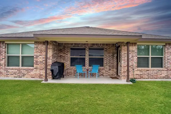 7908 Caddie CT, Navasota, TX 77868