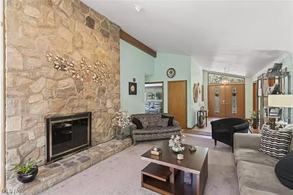 5007 E Viola AVE, Austintown, OH 44515