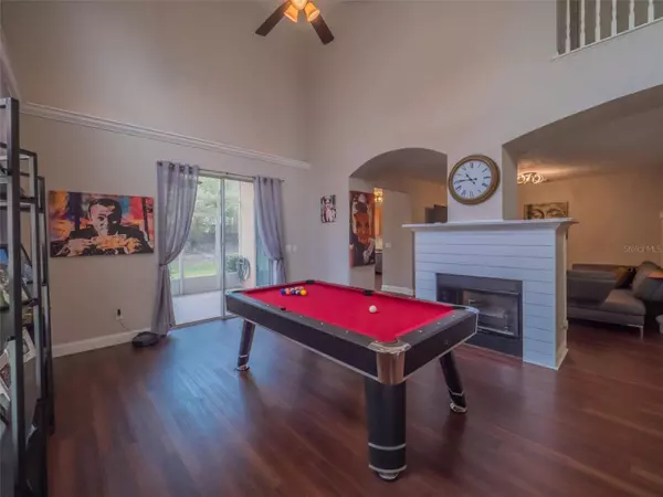 7407 GREEN TREE DR #105, Orlando, FL 32819