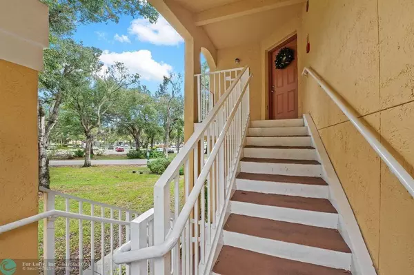 2400 NW 33rd St #1107, Oakland Park, FL 33309