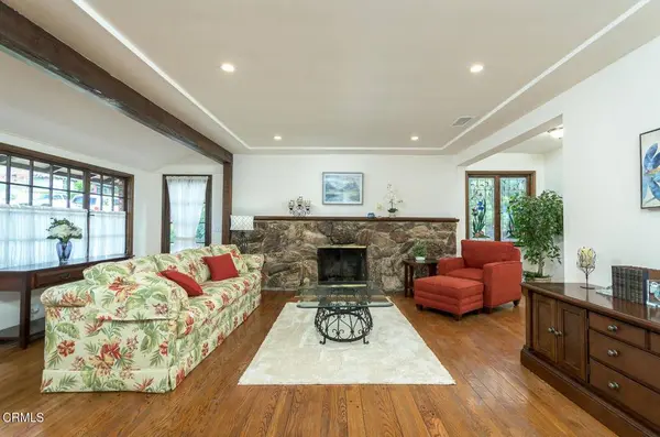 2514 Harmony PL, La Crescenta, CA 91214