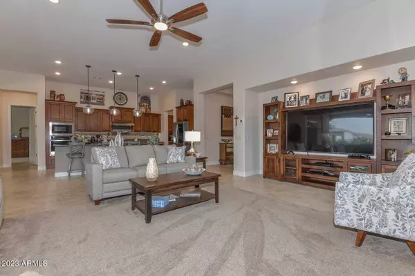 2729 N 168TH Avenue, Goodyear, AZ 85395