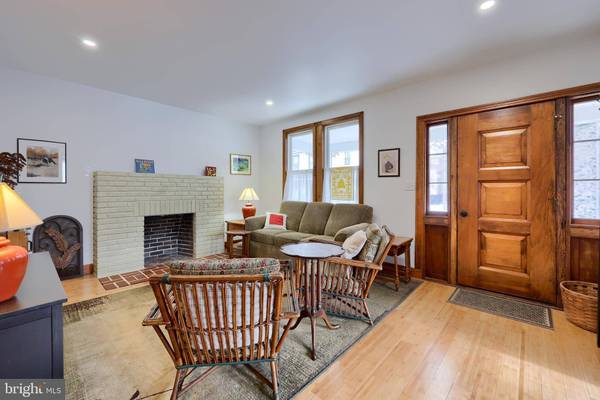 20 S LOCUST ST, Marietta, PA 17547