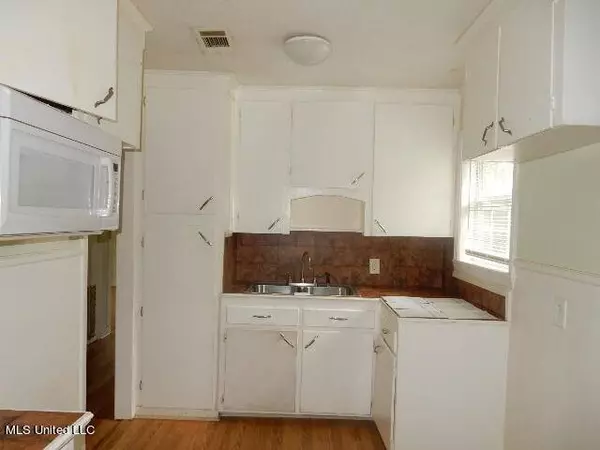 304 Pearl Drive, Pearl, MS 39208