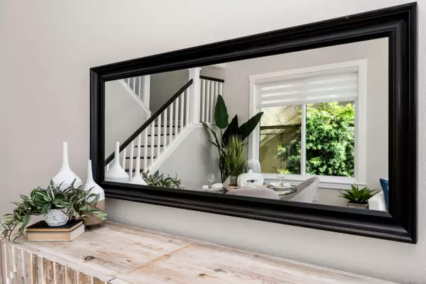 8435 E Heatherview Ln, Orange, CA 92869