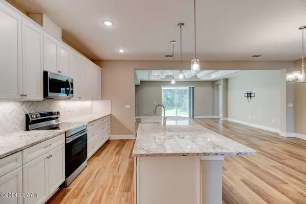 3009 Adrian DR, Ormond Beach, FL 32174