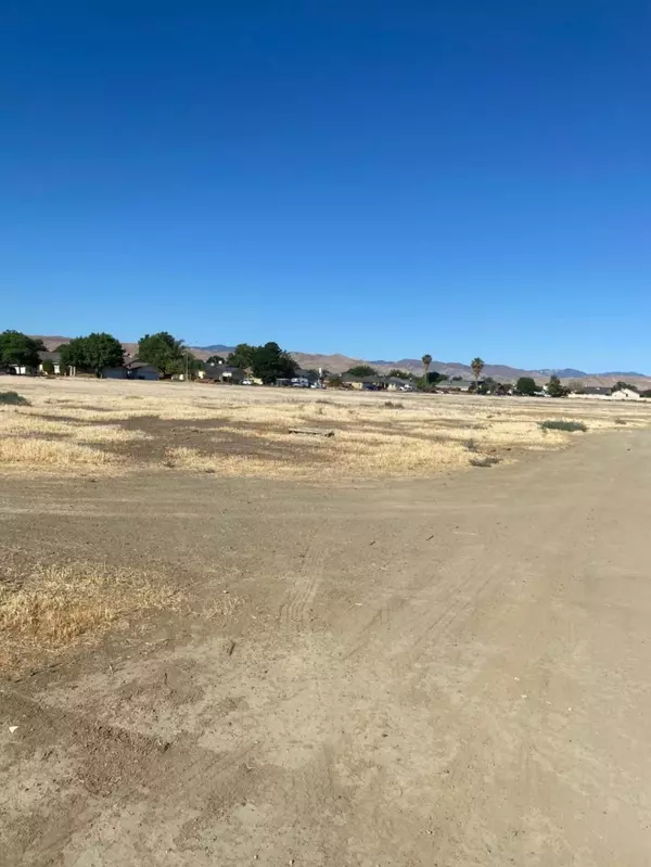 4 Willow Springs, Coalinga, CA 93210