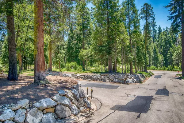 42473 Opal Lane  #63, Shaver Lake, CA 93664