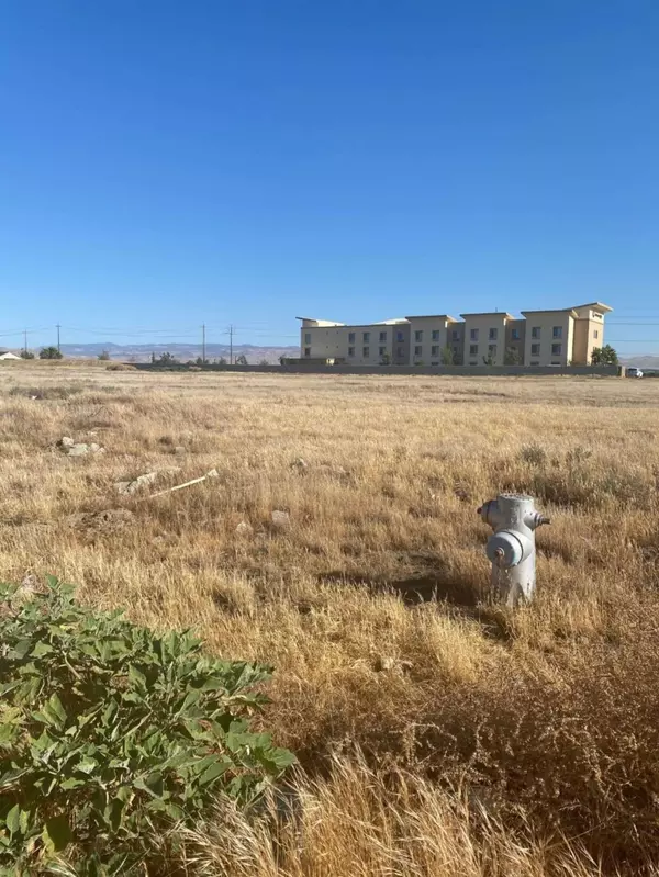 4 Willow Springs, Coalinga, CA 93210