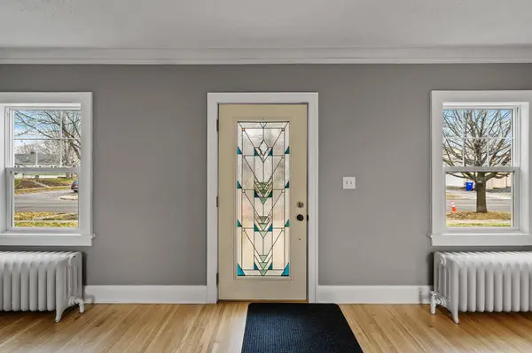 397 Cretin AVE S, Saint Paul, MN 55105