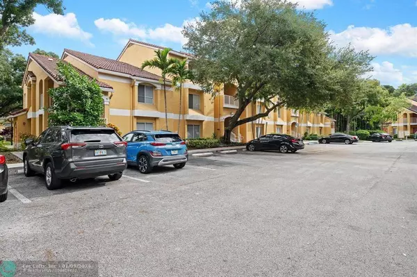 2400 NW 33rd St #1107, Oakland Park, FL 33309