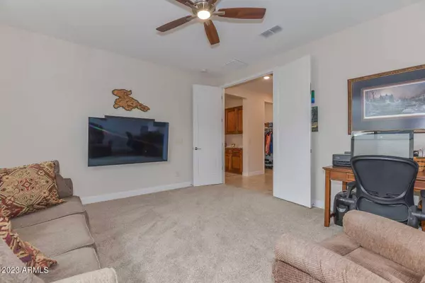 2729 N 168TH Avenue, Goodyear, AZ 85395