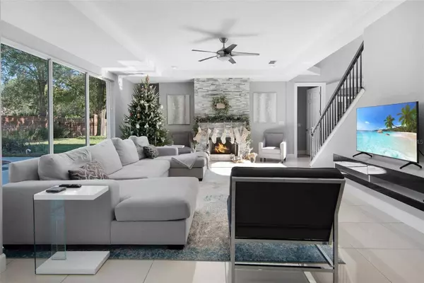 8703 CRESTGATE CIR, Orlando, FL 32819