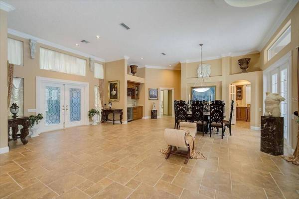 861 MACEWEN DR, Osprey, FL 34229