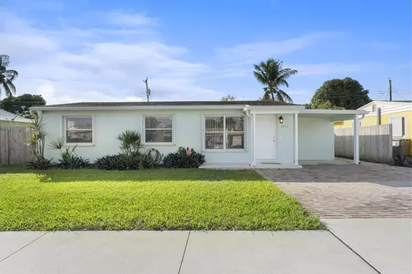 2012 Longwood RD, West Palm Beach, FL 33409