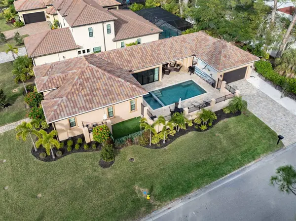 520 ARMADA RD S, Venice, FL 34285