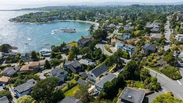 23 King George Terr, Oak Bay, BC V8S 2J8