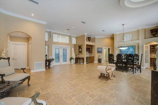 861 MACEWEN DR, Osprey, FL 34229