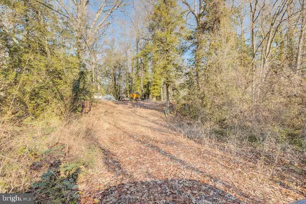 1361 GREGG DR, Lusby, MD 20657