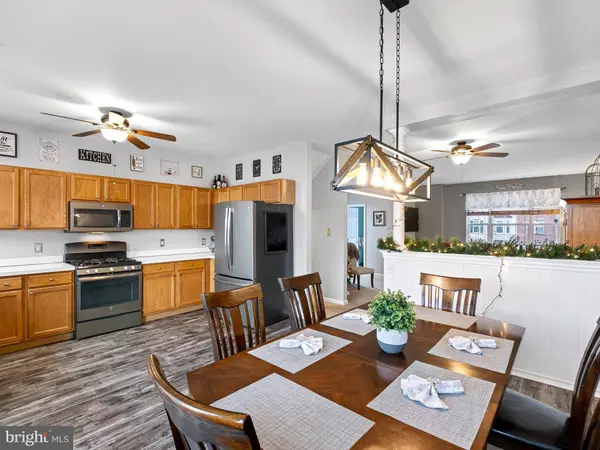 17 SHANE CIR, Bear, DE 19701