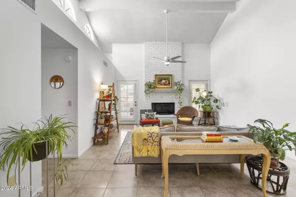 5505 E MCLELLAN Road #107, Mesa, AZ 85205