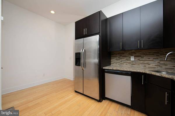 1112 N HOPE ST, Philadelphia, PA 19123