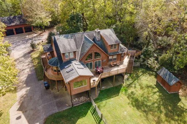 221 Creek Ridge DR, Nicholasville, KY 40356