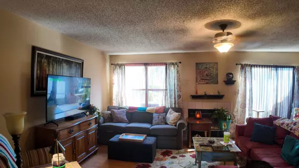 1002 Rockport Drive, Fort Walton Beach, FL 32547