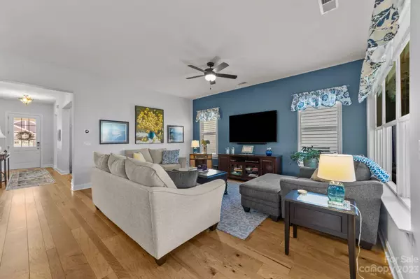 487 Granite Lake CT, Denver, NC 28037