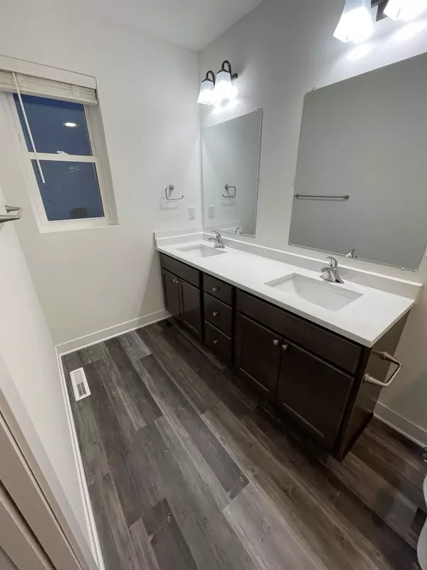 944 Oregon Parks Avenue, Oregon, WI 53575