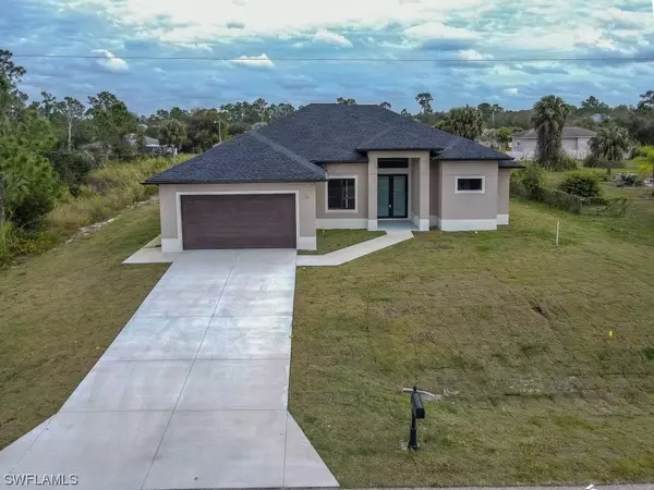 820 Richmond AVE N, Lehigh Acres, FL 33972