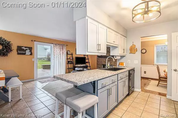 407 Winchester Street, South Lyon, MI 48178