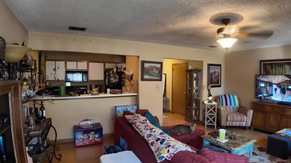 1002 Rockport Drive, Fort Walton Beach, FL 32547