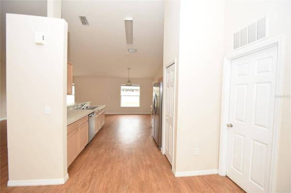 8 PINE BUSH LN, Palm Coast, FL 32164