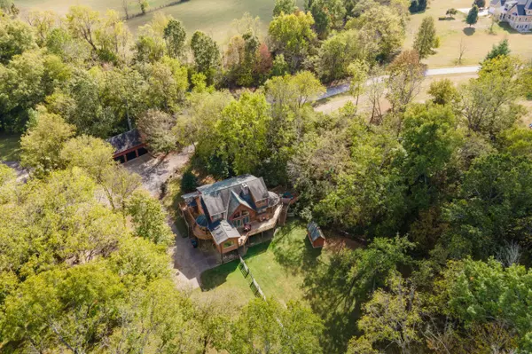 221 Creek Ridge DR, Nicholasville, KY 40356