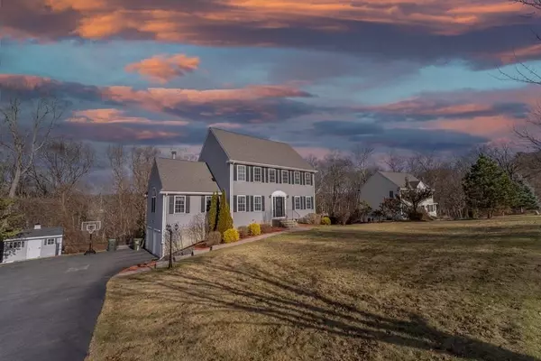 6 Jasmine Dr, Oxford, MA 01540